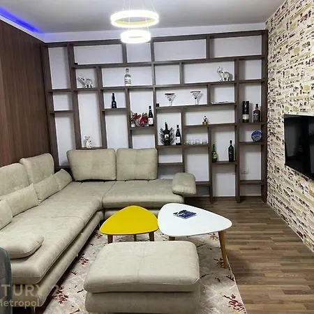 Quit Tirana